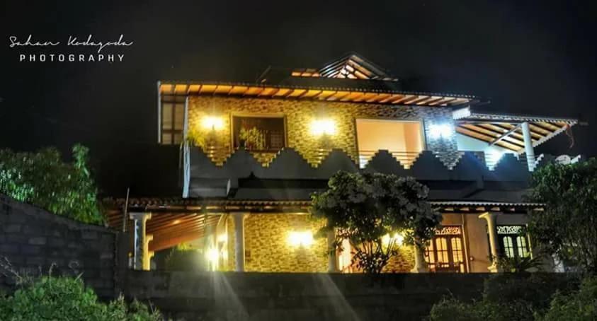 Deutsche Villa Хиккадува Экстерьер фото