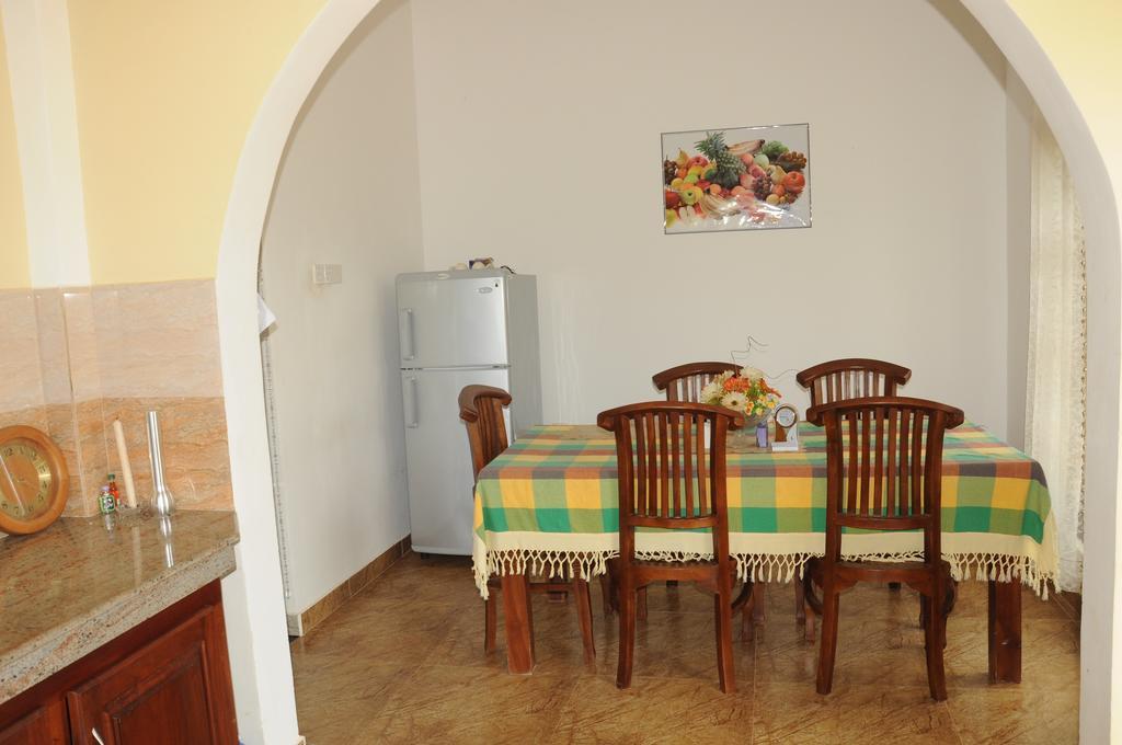 Deutsche Villa Хиккадува Экстерьер фото