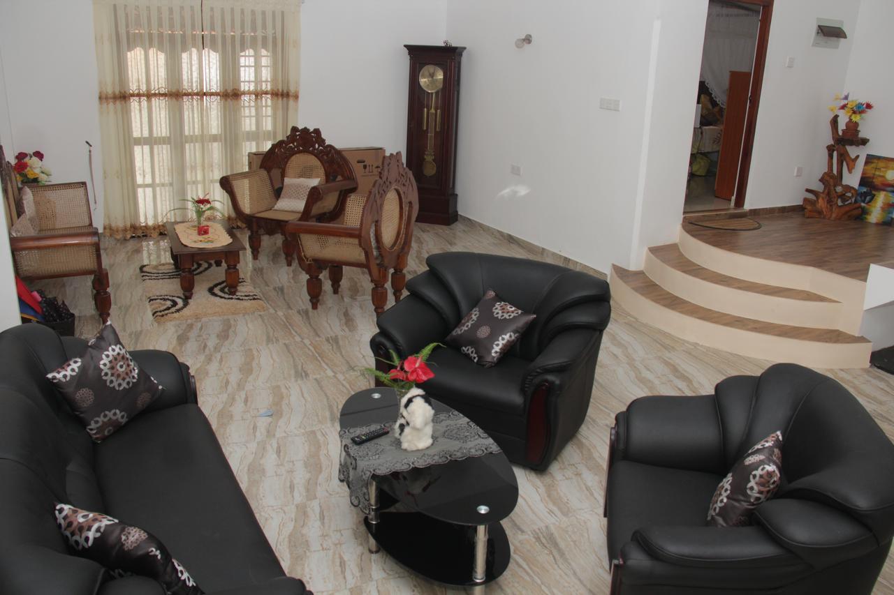 Deutsche Villa Хиккадува Экстерьер фото