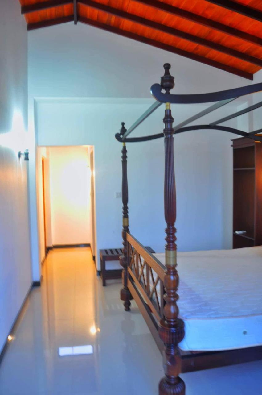 Deutsche Villa Хиккадува Экстерьер фото