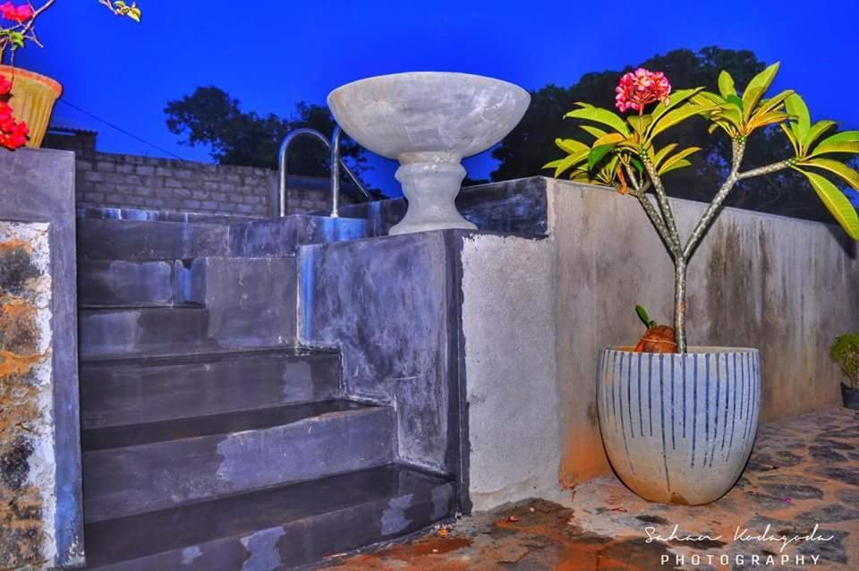 Deutsche Villa Хиккадува Экстерьер фото