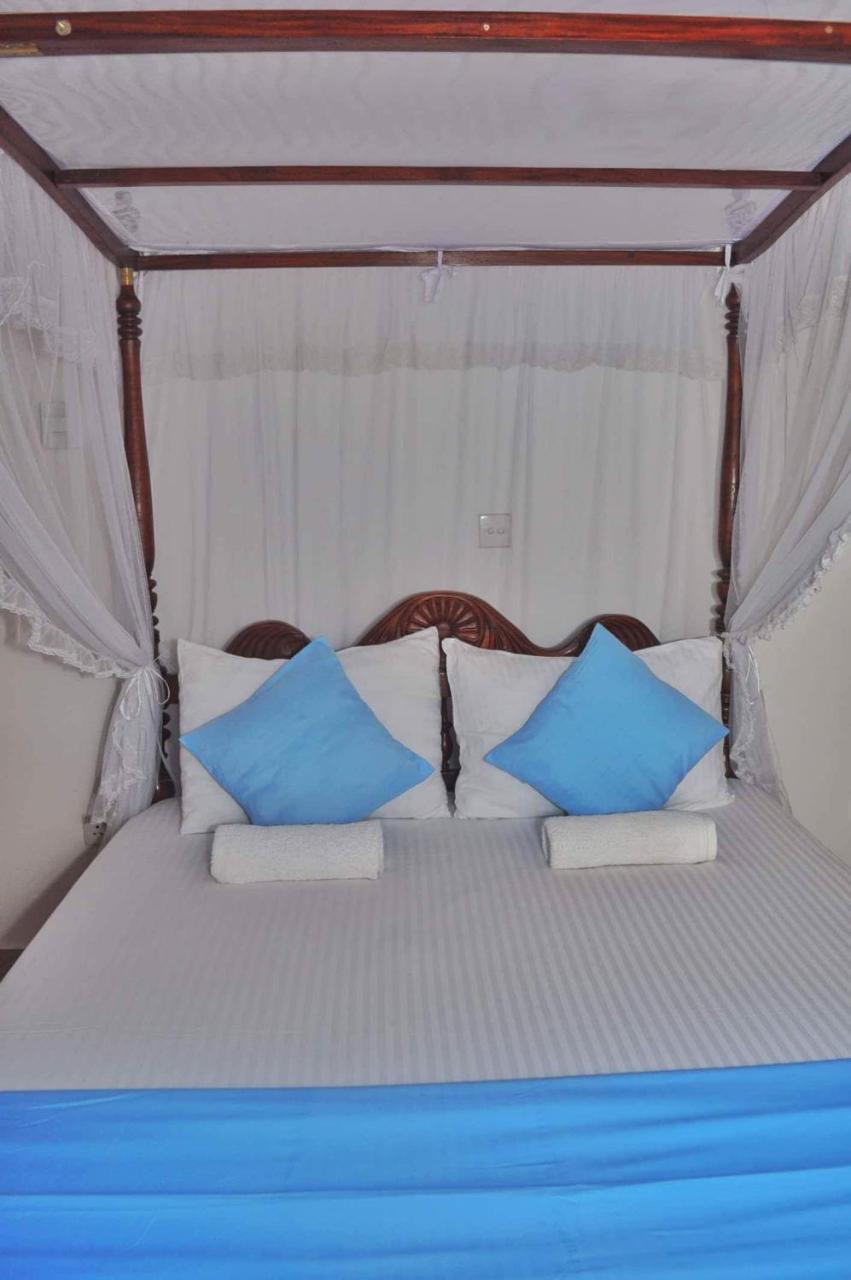 Deutsche Villa Хиккадува Экстерьер фото