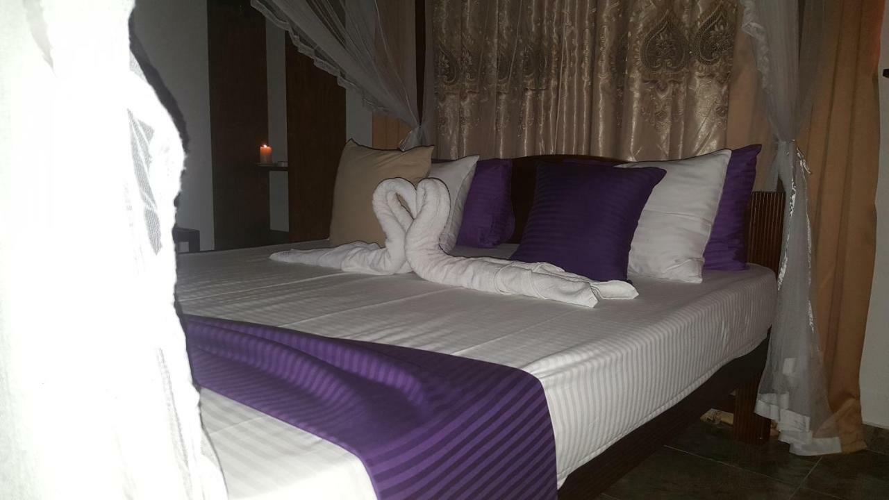Deutsche Villa Хиккадува Экстерьер фото