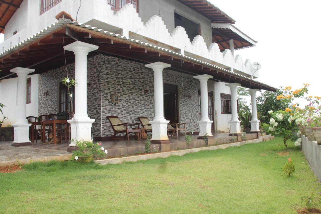 Deutsche Villa Хиккадува Экстерьер фото